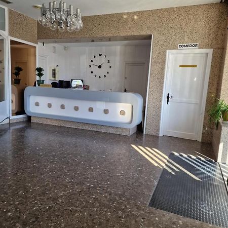 Hostal La Canada Segoviana Valmojado Extérieur photo
