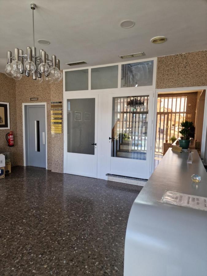 Hostal La Canada Segoviana Valmojado Extérieur photo